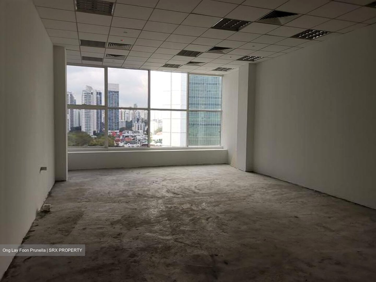 SQUARE 2 (D11), Retail #455602051